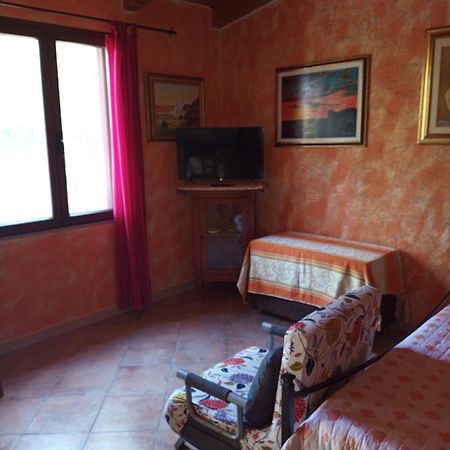 Appartamento Il Salice Casa Minnina Eksteriør billede